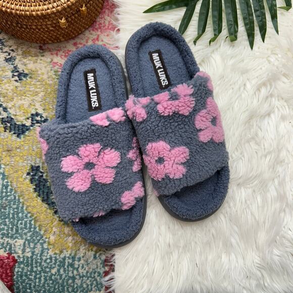 Muk Luks Shoes - Muk Luks Marsai Slipper Large 9-10 Flower Floral Slip On Slide Fleece Cozy Gray